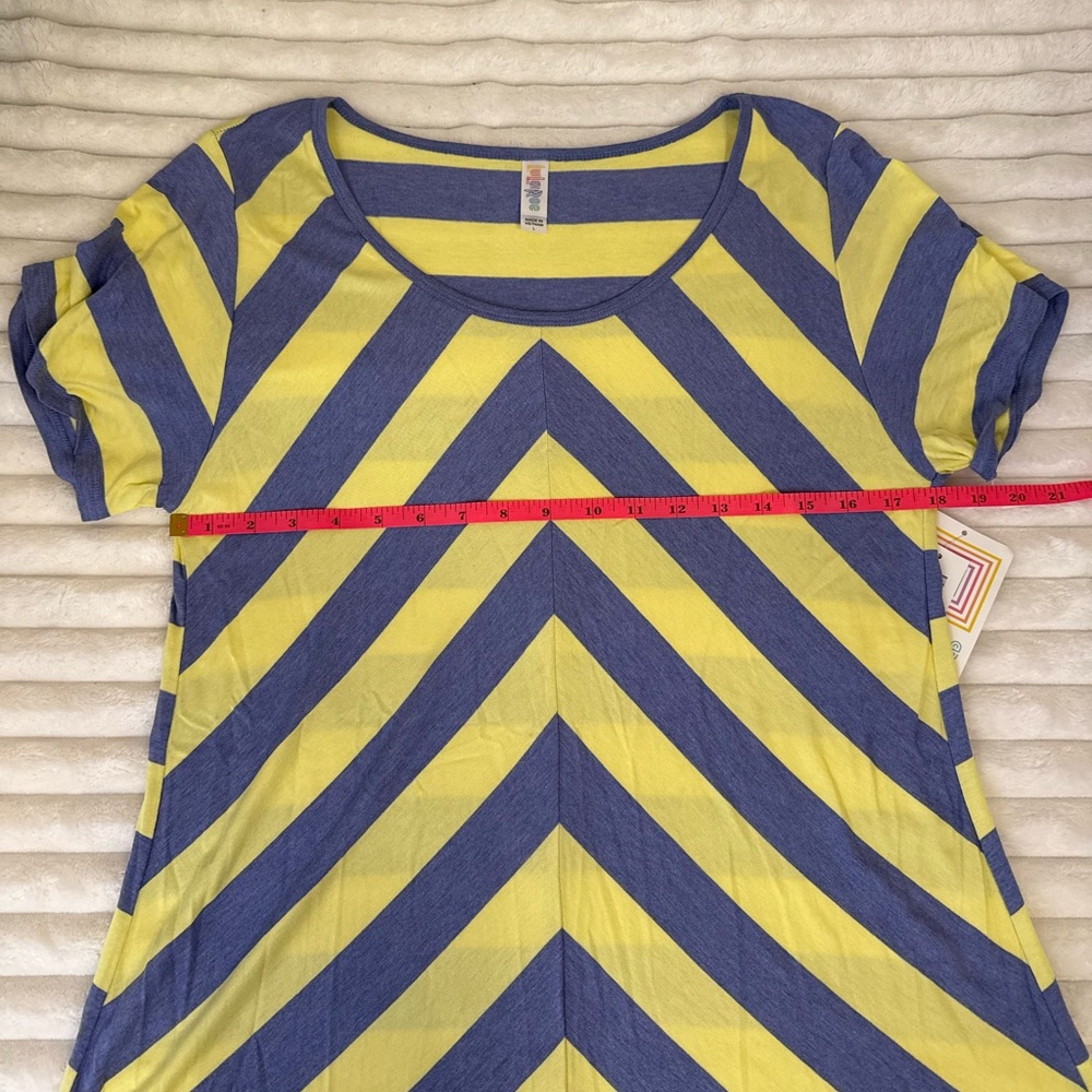 Lularoe Classic T tee shirt size large - Picture 3 of 8